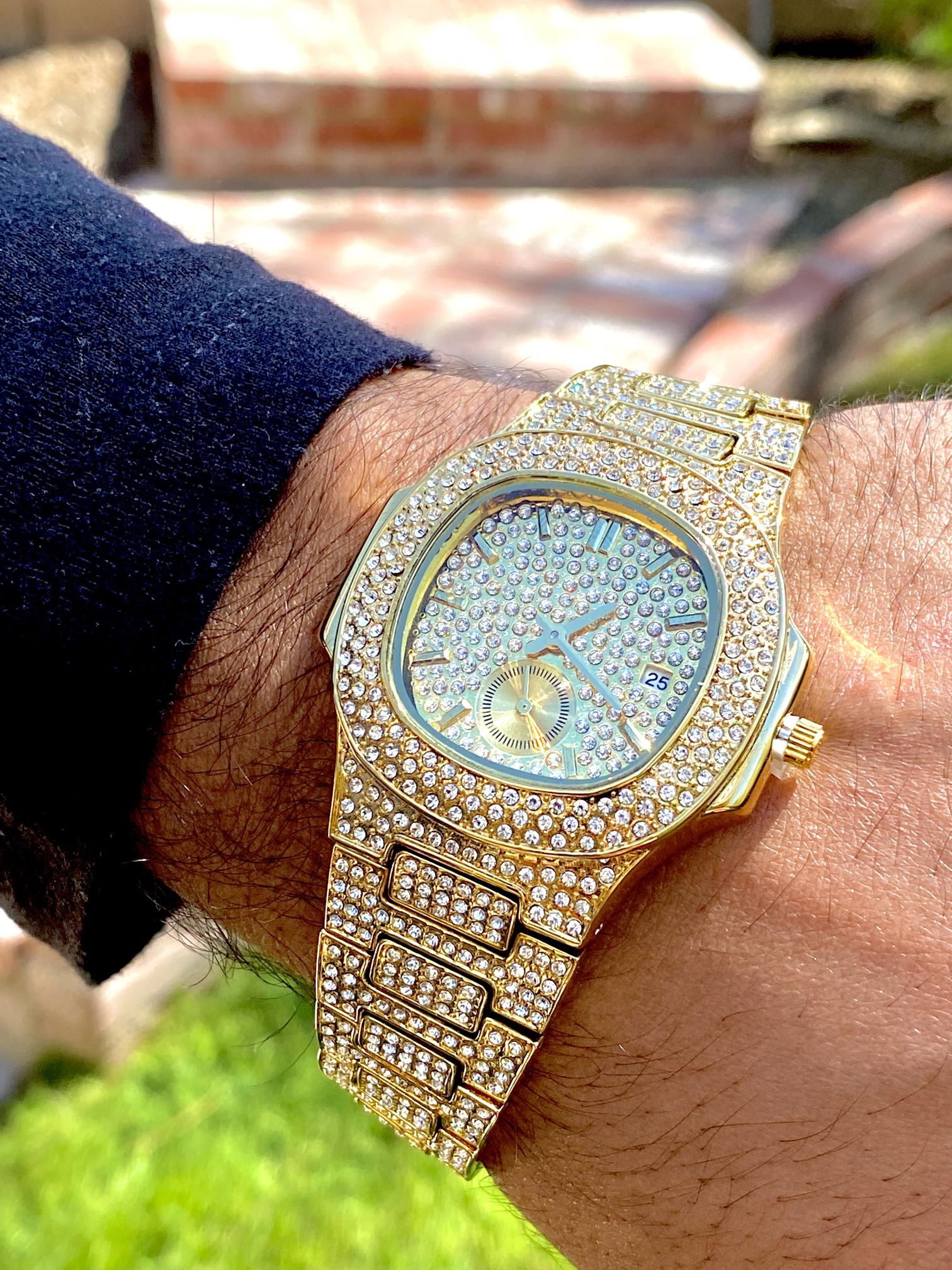 Gold iced-out watch with grid pavé dial and bracelet in gift box – luxury streetwear timepiece